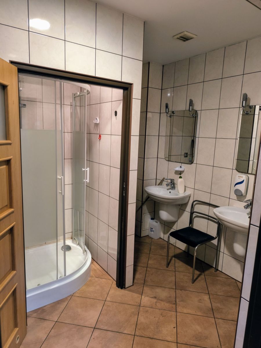 https://foto.realtorus.pl/L939/380630/10987-7l.jpg